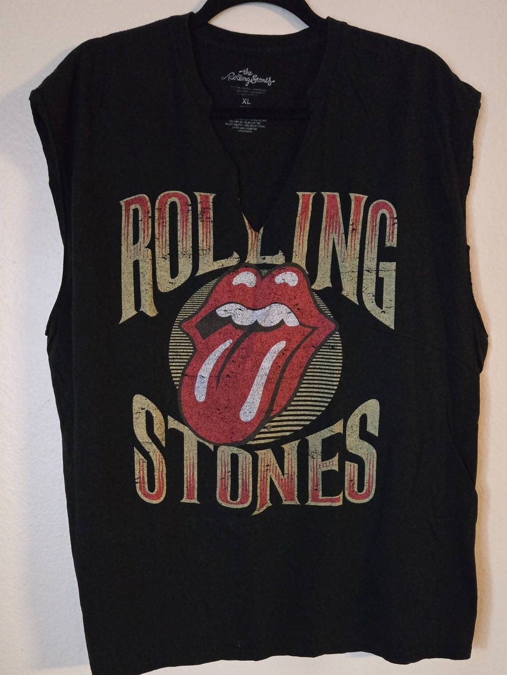 Rolling Stones Band Tee XL Black Sleeveless Cutoff Distressed Tongue Logo
